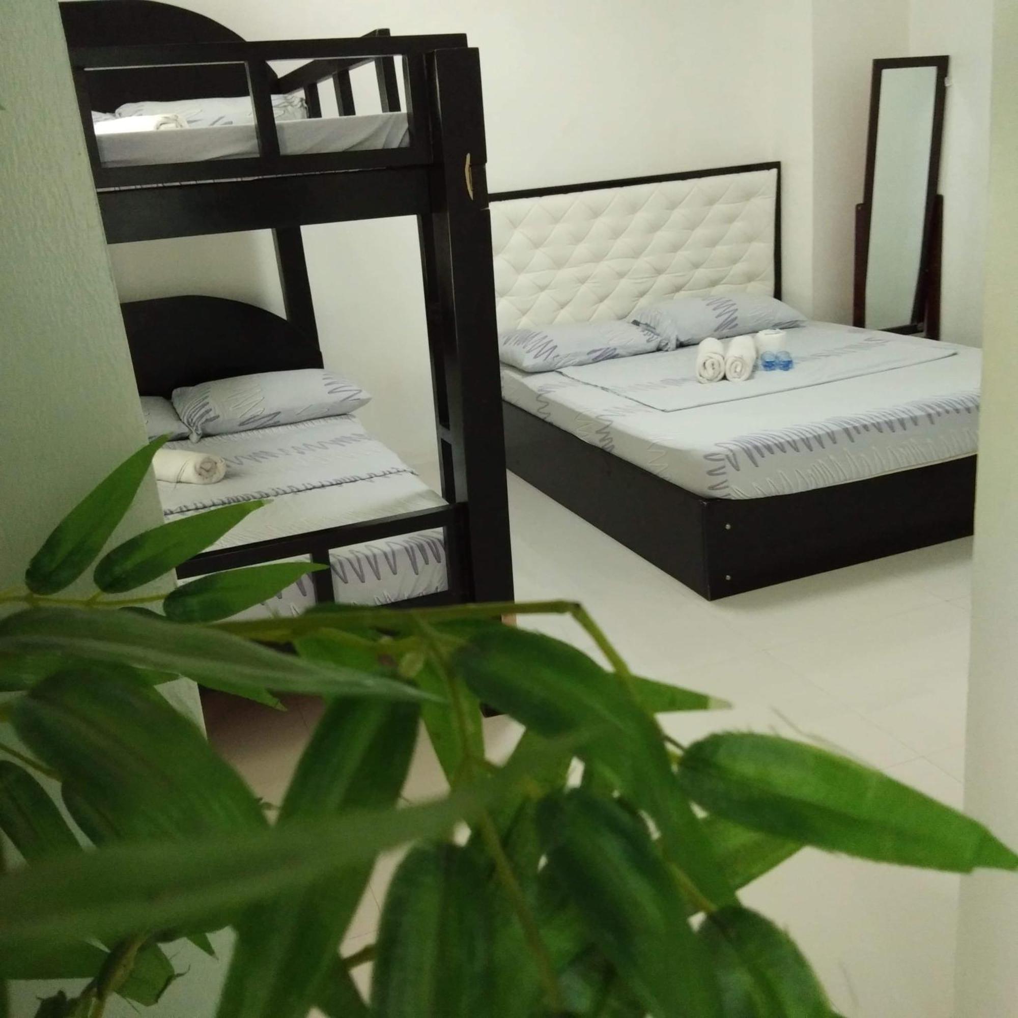N&J Lopez Lodging House Pasay Zimmer foto